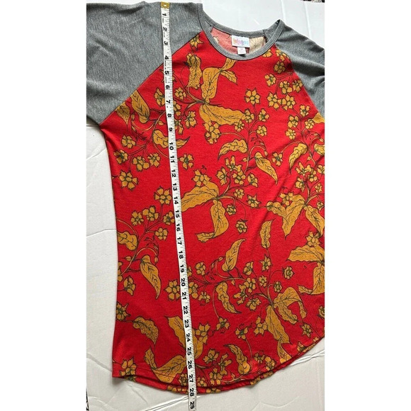 LuLaRoe Randy T-Shirt size Medium - Picture 6 of 6